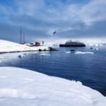 An Antarctica cruise is the ultimate adventure for nature lovers and thrill-seekers alike. Picture towering icebergs, endless glaciers