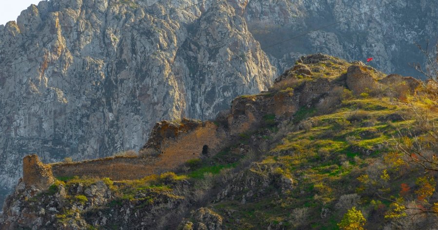 Baghaberd Fortress stands as a silent witness to centuries of history, battles, and the resilience of a once-mighty kingdom.