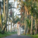 Located in the lush jungles of Bali’s Gianyar Regency, Ubud is a haven for those seeking a detox retreat. Known for its vibrant wellness scene, this tropical paradise offers an escape from the stresses of daily life