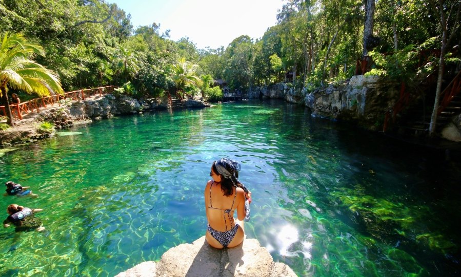 Cenotes Casa Tortuga stands out as a must-see on any visit to the Quintana Roo region. Just a short drive from the famous beaches of Tulum,