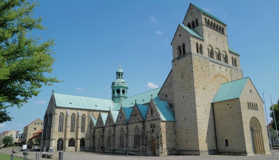 Located in the heart of Hildesheim, Lower Saxony, the stunning Hildesheim Cathedral, or St. Mary's Cathedral, is a true gem for history and architecture lovers alike