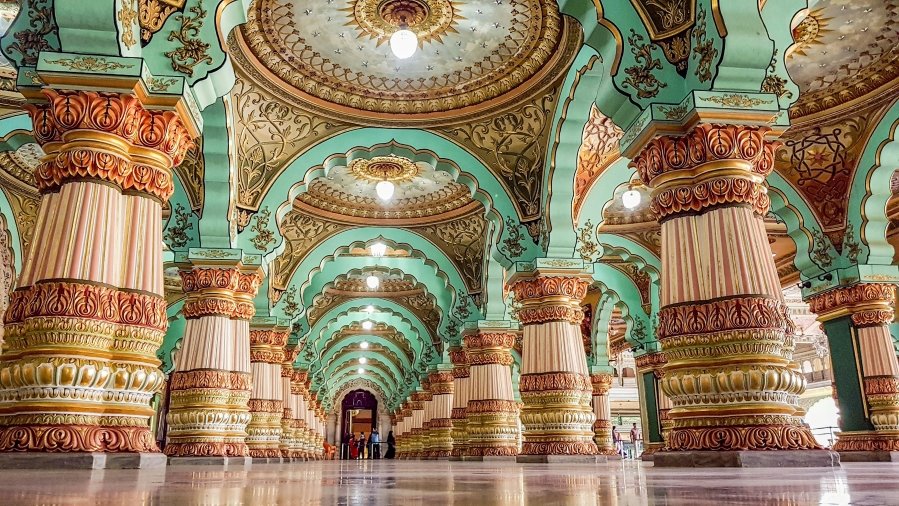 The Mysore Palace, also known as Amba Vilas Palace, is the official residence of the Wodeyar family, who ruled the Kingdom of Mysore for centuries.